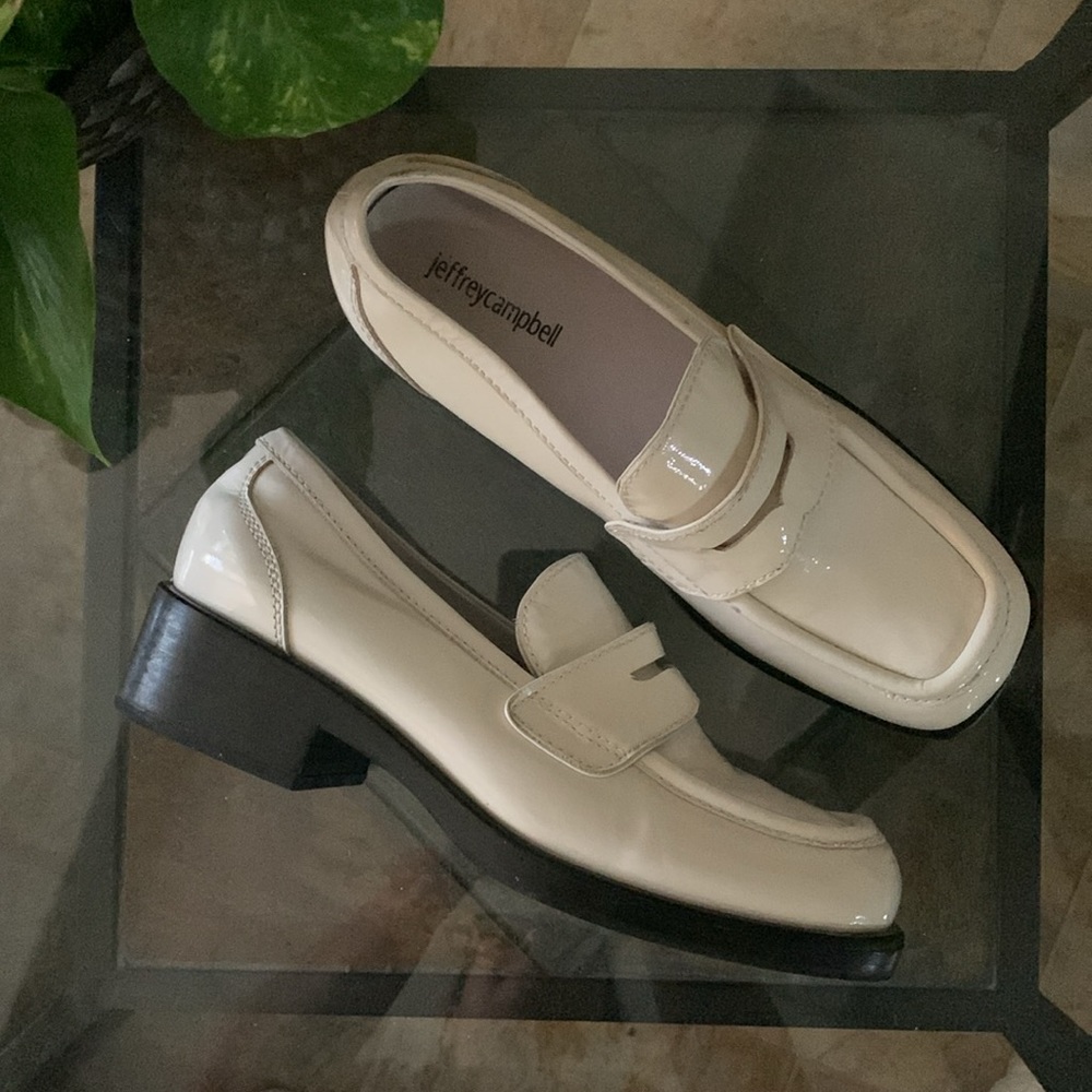 JEFFREY CAMPBELL SORBONNE IVORY CHUNKY HEEL PENNY LOAFER